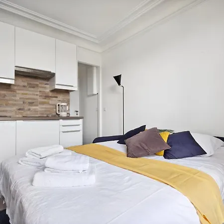 Amazing View In Heart Of Apartment *